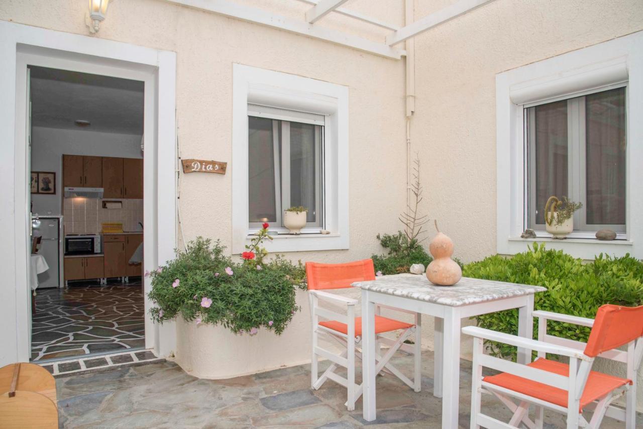 Papafragas Studios Pachaina Exterior photo